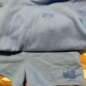 White fox sweatshirt & sweatshort bundle